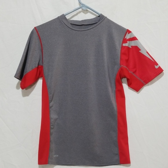 Nike fit athletic shirt - Picture 1 of 3